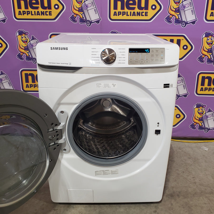 Samsung 4.5 cu. ft. Large Capacity Smart Front Load Washer with Super Speed Wash in White WF45B6300AW - Scratch & Dent (Minor)