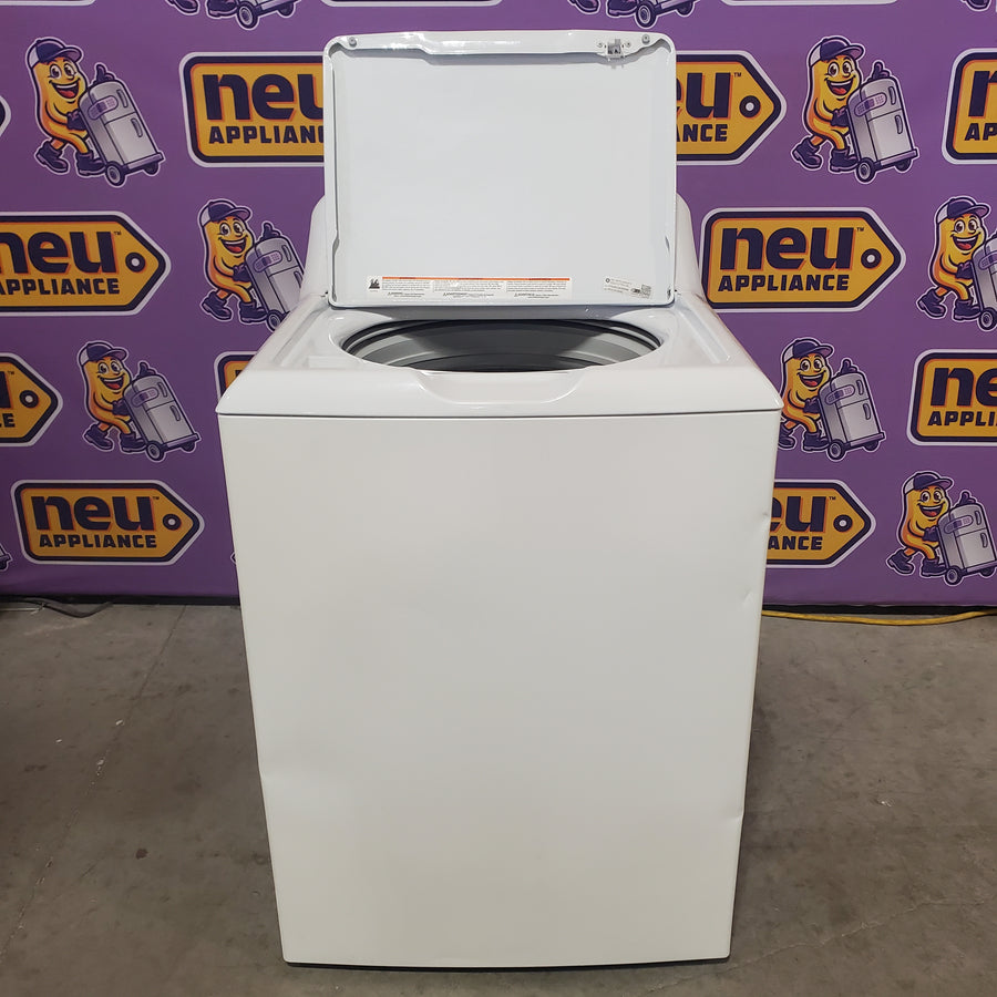 GE® 4.5 cu. ft. Capacity Washer with Stainless Steel Basket in White GTW465ASNWW - Certified Refurbished and GE White Electric 7.2 Cu. Ft. Dryer with Aluminized Alloy Drum GTD42EASJWW - Certified Refurbished