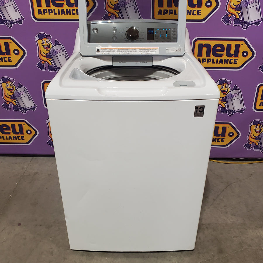 GE® 4.6 cu. ft. Capacity Washer with Stainless Steel Basket GTW680BSJWS - Certified Refurbished and GE® ENERGY STAR® 7.4 cu. ft. Capacity Aluminized Alloy Drum Electric Dryer with Sensor Dry GTD65EBSJWS - Certified Refurbished