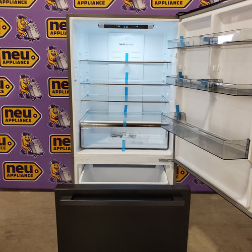 Pictures of Hisense Counter Depth Bottom Freezer 17.2 Cu. Ft. Refrigerator with LED Lighting and Super Cool and Super Freeze in Fingerprint Stainless Steel 22221422 - HRB171N6ASE - Scratch and Dent (Moderate) - Neu Appliance Outlet - Discount Appliance Outlet in Austin, Tx