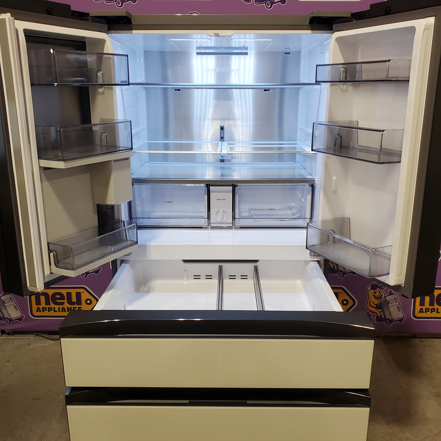 Samsung Bespoke 29 cu ft. 4-Door Standard Depth French Door Smart Refrigerator with Beverage Center Auto Fill Pitcher and Dual Ice Maker with Ice Bites™ in White Glass RF29BB86004M - Open Box