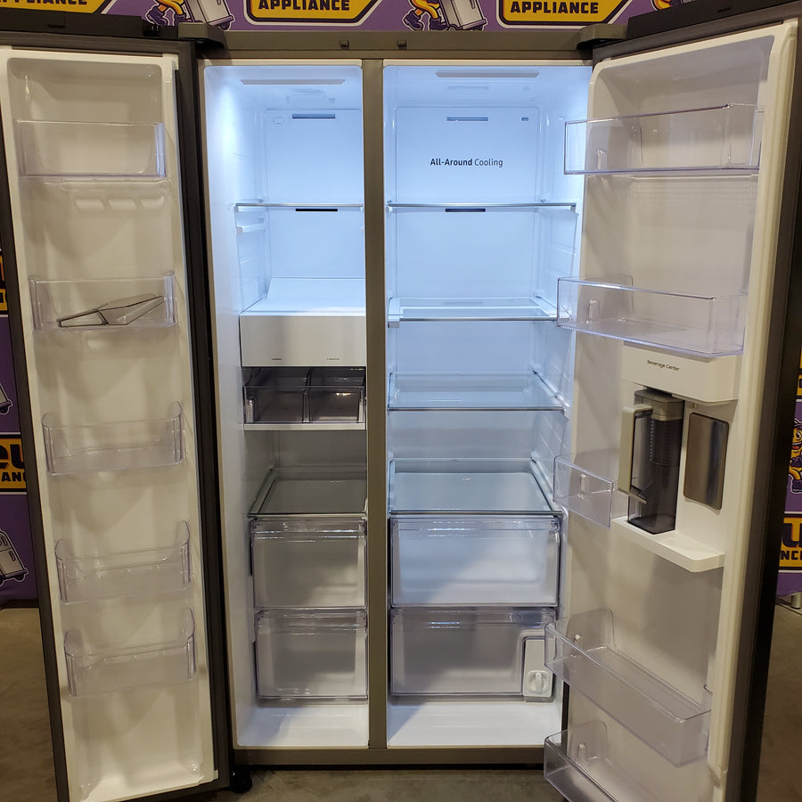 Samsung Stainless Steel Bespoke Side-by-Side 28 cu. ft. Refrigerator with Beverage Center™ and Auto Fill Water Pitcher RS28CB7600QL - Scratch & Dent (Moderate)