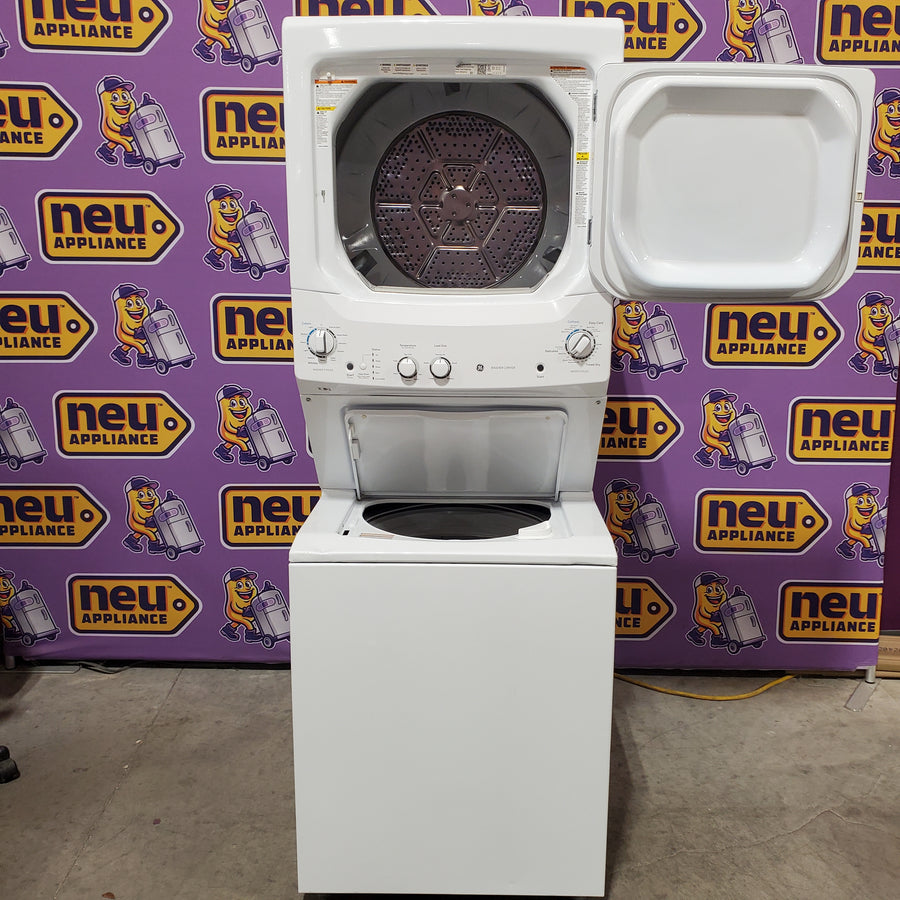 GE 3.8 cu. ft. Washer 5.9 cu. ft. Long Vent Electric Dryer Combo in White GUV27ESSMWW - Certified Refurbished