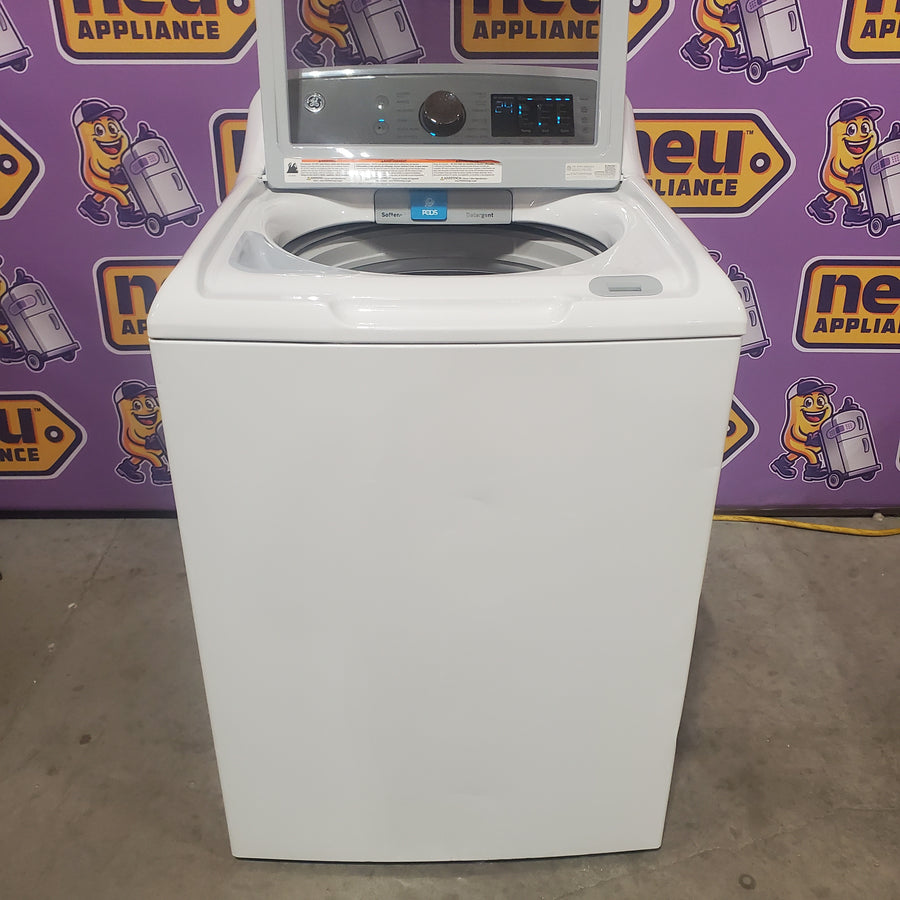GE® ENERGY STAR® 4.8 cu. ft. Capacity Washer with Sanitize w/Oxi and FlexDispense® in White GTW720BSNWS - Certified Refurbished