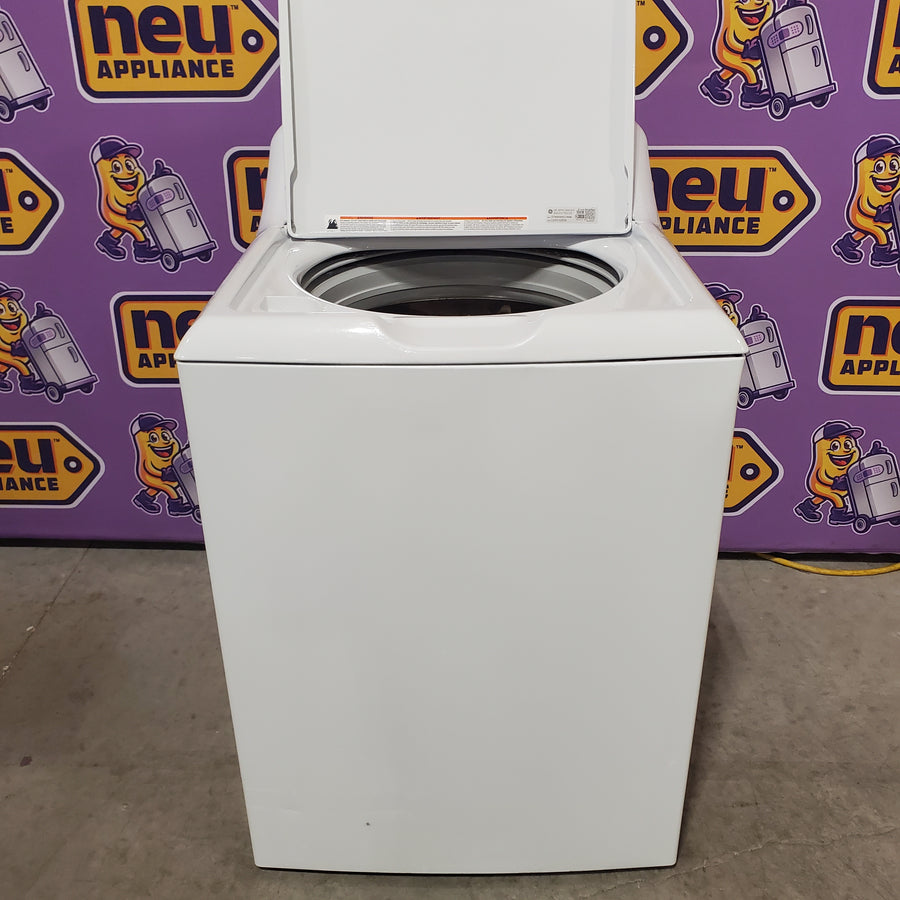 GE White Top Load 4.2 Cu. Ft. Washer with Stainless Steel Basket and Dual Action Agitator GTW460ASJWW - Certified Refurbished and GE White Electric 7.2 Cu. Ft. Dryer with Aluminized Alloy Drum  16304 - GTD42EASJWW - Certified Refurbished