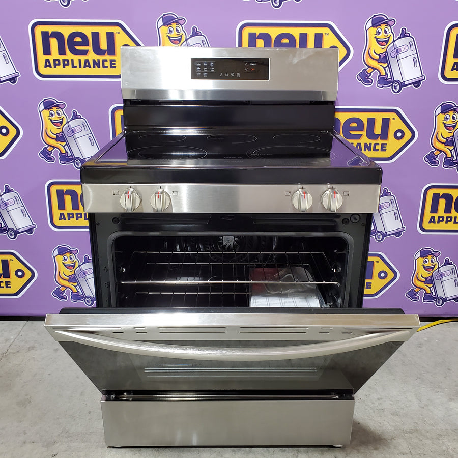 Frigidaire Electric Range with Five Cooktop Element, Air Fry and Self Cleaning 22142774 - FCRE3083AS - Open Box