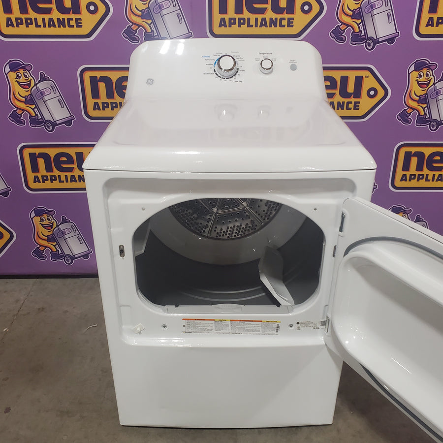 GE White Electric 6.2 Cu. Ft. Capacity Dryer with Shallow Depth and Up to 120 Ft. Venting Capability GTX33EASKWW - Scratch & Dent (Minor)