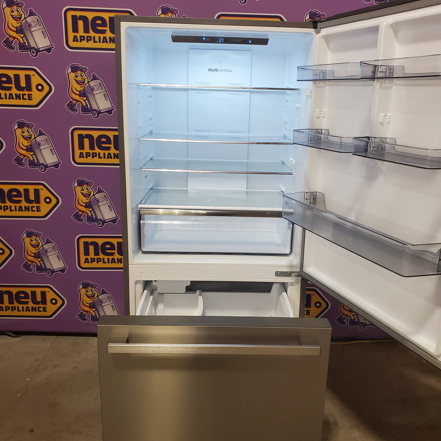 Hisense 33" Wide Counter Depth ENERGY STAR 17.2-cu ft Bottom-Freezer Refrigerator with Ice Maker in Fingerprint Resistant Stainless Steel HRB171N6BSE - Scratch & Dent (Minor)