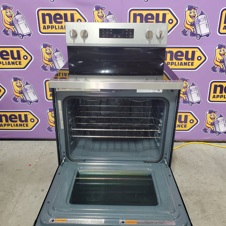 Whirlpool Energy Star Electric Range with Air Cooking Technology, No Preheat Air Fry, Air Baking and Self Clean WFES5030RZ - Open Box