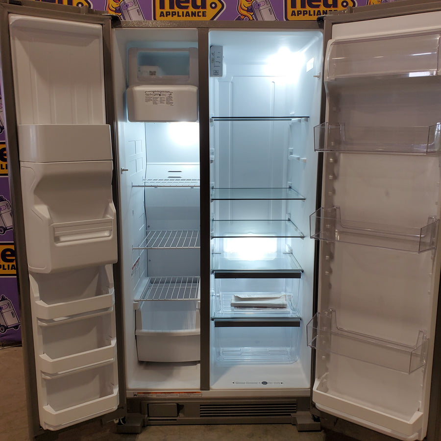 Whirlpool 24 cu ft Capacity Side By Side Refrigerator with Ice and Water Dispenser in Fingerprint Resistant Stainless Steel 22221424 - WRS315SDHZ - Scratch & Dent (Minor)