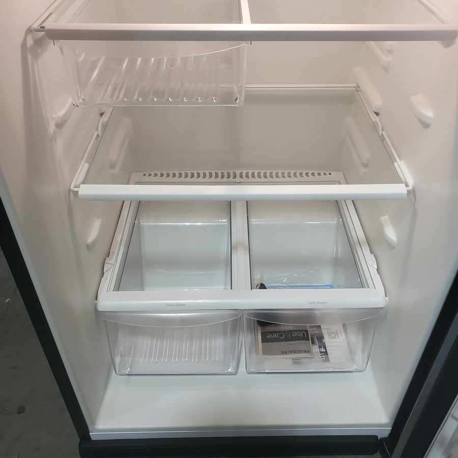 Frigidaire 20.4-cu ft Standard-Depth 30-in Wide Top-Freezer Refrigerator in EasyCare Stainless Steel LFTR2021TF - Scratch & Dent (Minor)