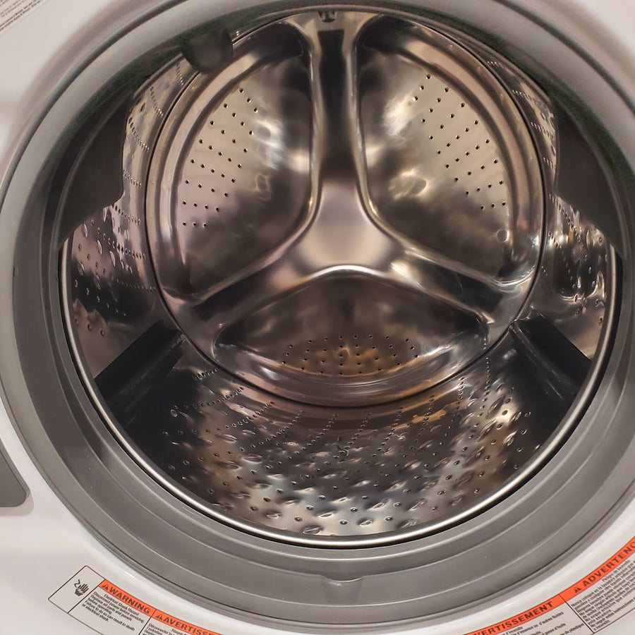 Whirlpool UV Clean 4.5-cu ft Front Load Washer and 7.4-cu ft Plug in Dryer Stacked Laundry Center in White WEF5727TW - Open Box