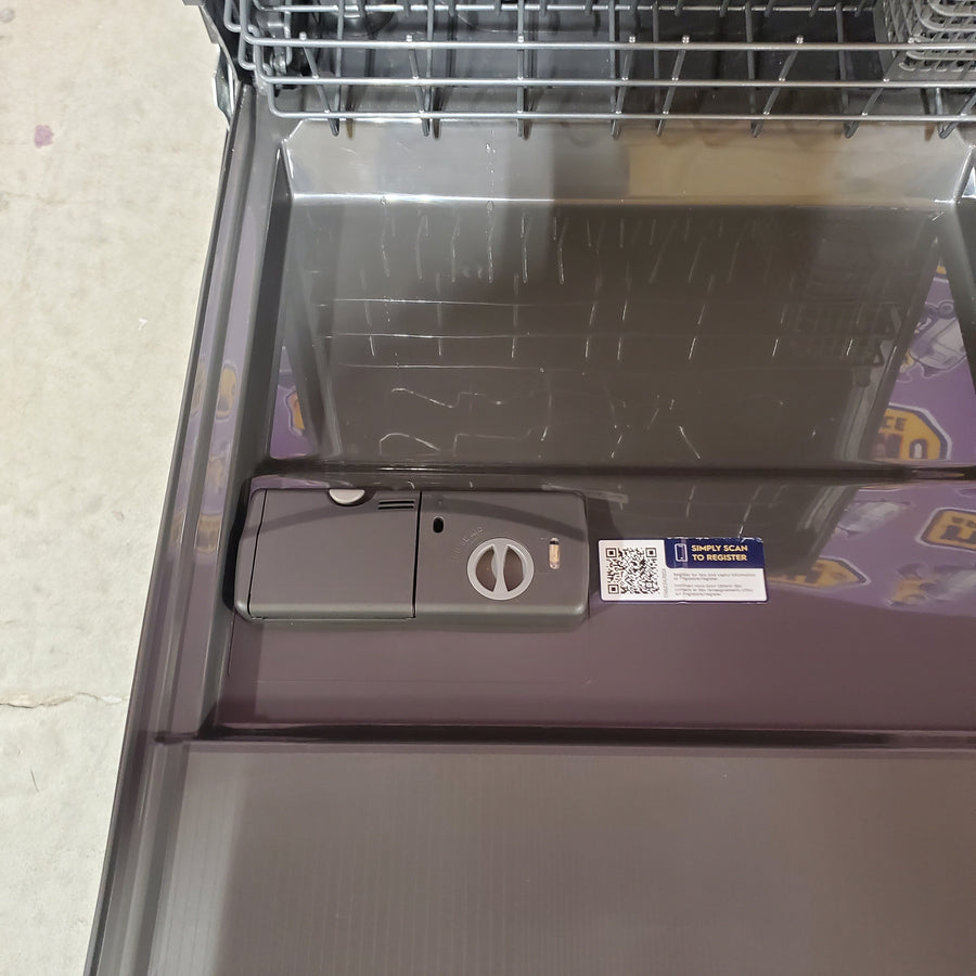 Frigidaire 24 in. Stainless Steel ENERGY STAR Frigidaire Top Control Built In Dishwasher with Three Spray Arms FDPH4316AD - Scratch & Dent (Moderate)