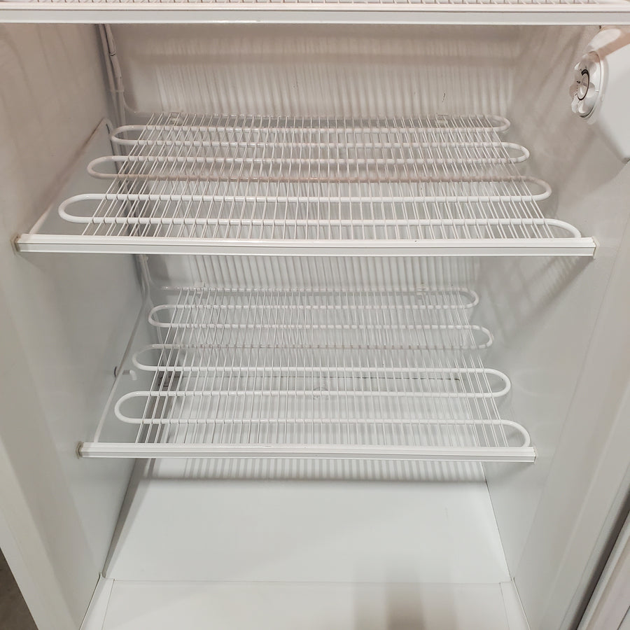 Kenmore 20.2 cu. ft. Frost-Free Upright Freezer 253280428010 - Scratch & Dent (Minor)