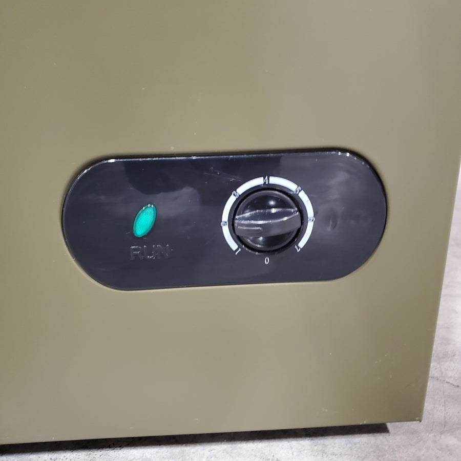 Magic Chef 7.0 cu. ft. Manual Defrost Chest Freezer in Army Green, Garage Ready MCCF7AG - Scratch & Dent (Minor)