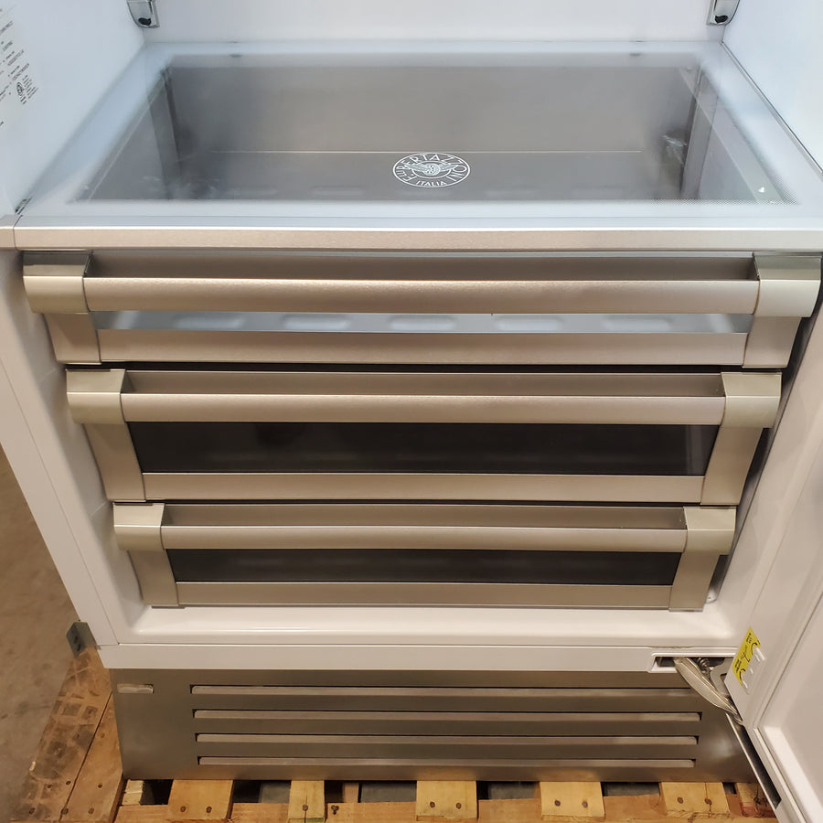 Bertazzoni 21.5 cu ft Built-in Refrigerator Column with Interior TFT touch & Scroll Interface, Custom Panel Ready REF36RCPRR/23 - Open Box
