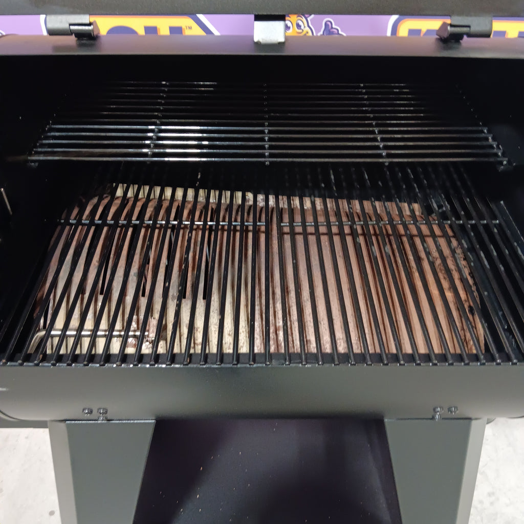 Pit Boss 700 DX Series 740-Sq. in Black Pellet Grill 22321478 - PB700DX - Certified Refurbished