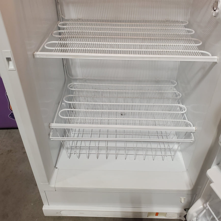 Kenmore 20/21 cu. ft. Upright Freezer 25328042801 - Certified Refurbished