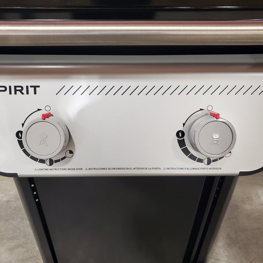 Weber Spirit E-210 Black 2-Burner Liquid Propane Gas Grill 1501000 - Scratch & Dent (Minor)