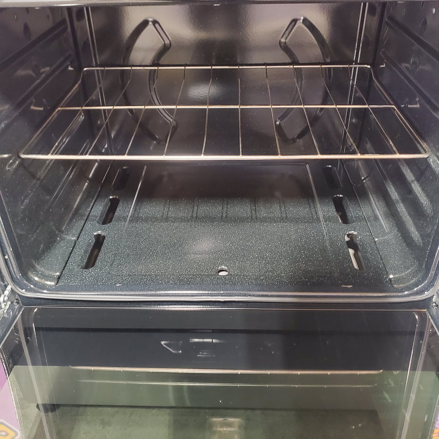*Propane* Whirlpool 5.1 Cu. Ft. Freestanding Gas Range with Edge to Edge Cooktop WFG505M0MS - Open Box