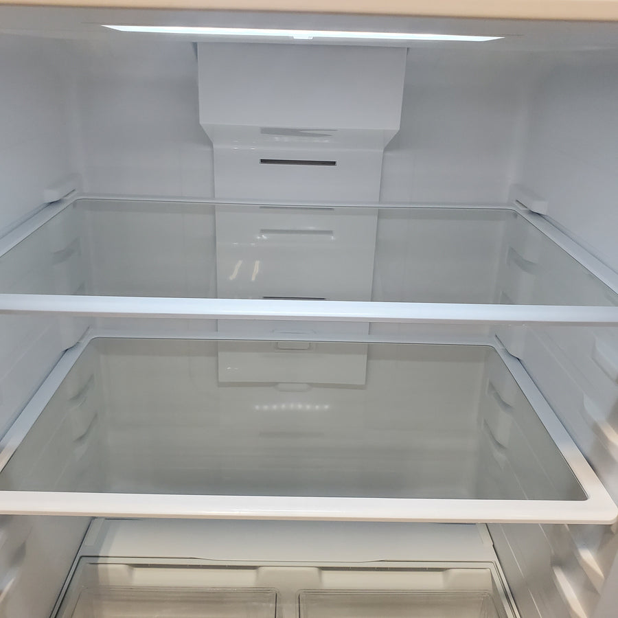 Vissani 18.1 cu. ft. Top Freezer Refrigerator in Fingerprint Resistant Stainless Steel Look, Garage Ready MDTF18SSR5 - Scratch & Dent (Major)