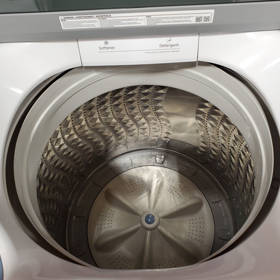 Samsung 4.5 cu. ft. Top Load Washer with Vibration Reduction Technology+ in White WA45T3200AW - Certified Refurbished and Samsung 7.2 cu. ft. Electric Dryer with Sensor Dry in White DVE45T3200W - Scratch & Dent (Minor)