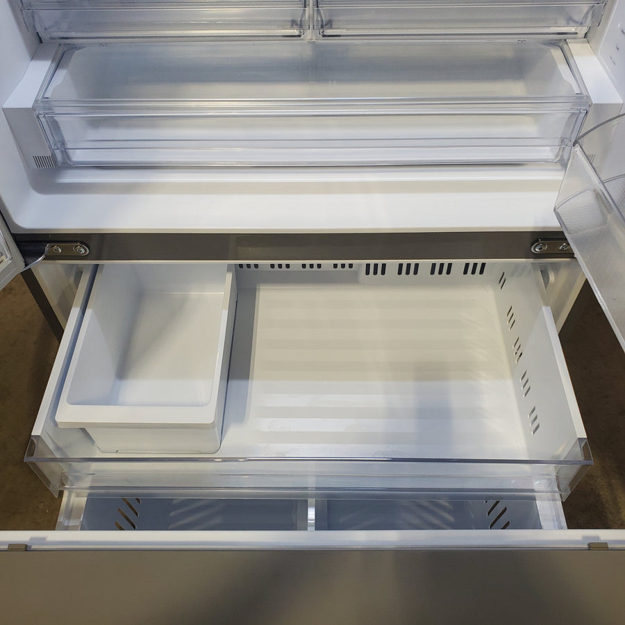 LG 27 cu. ft. Smart Counter-Depth MAX™ French Door Refrigerator with Linear Cooling™ and Internal Water Dispenser LRFLC2706S - Scratch & Dent (Minor)