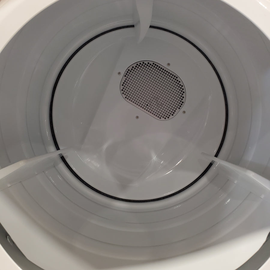 Electrolux 300 Series Laundry Tower Single Unit Washer & Electric Dryer with LuxCare® Wash System in White 22442635 - ELTE7300AW - Scratch & Dent (Minor)