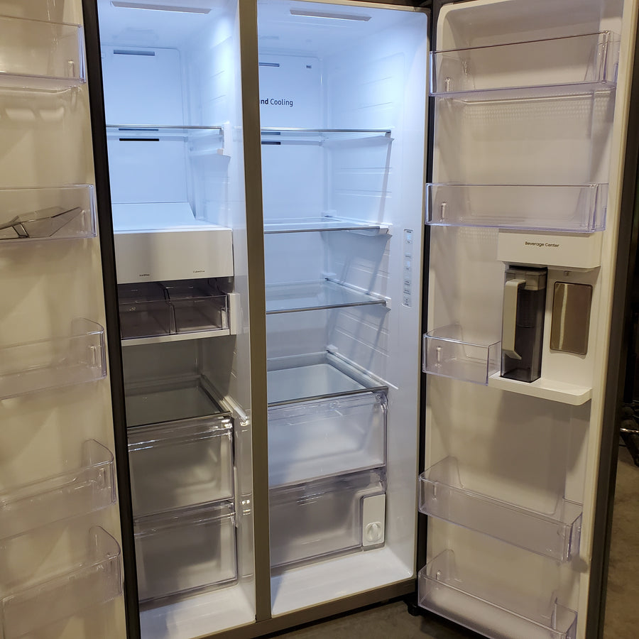 Samsung Stainless Steel Bespoke Side-by-Side 28 cu. ft. Refrigerator with Beverage Center™ and Auto Fill Water Pitcher RS28CB7600QL - Scratch & Dent (Moderate)