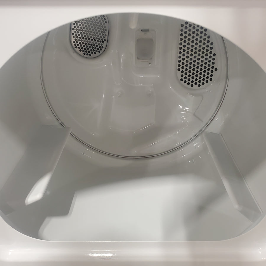 Maytag 4.7 cu. ft. Top Load Washer with Agitator, Pet Pro Option and Extra Power in White MTW5605RW - Open Box and Maytag 7.0 cu. ft. Capacity Top Load Electric Wrinkle Prevent Dryer MED4500MW - Scratch & Dent (Minor)