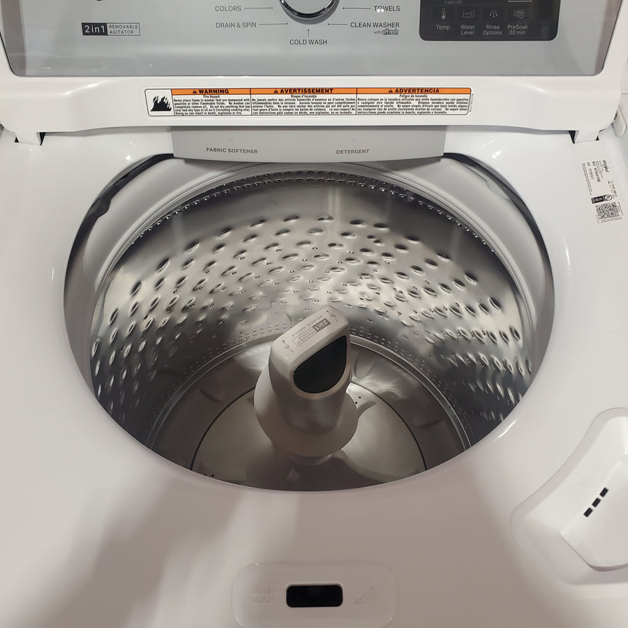 Whirlpool 4.2-4.3 Cu. Ft. Top Load Washer with 2-in-1 Removable Agitator and Soft Close Glass Lid WTW4307SW - Scratch & Dent (Minor) and Whirlpool 7.0 cu. ft. Electric Dryer with Adaptive Dry and Wrinkle Shield™ Option WED4307SW - Scratch & Dent (Minor)