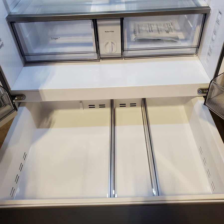 Samsung Bespoke 29 cu ft. 4-Door Standard Depth French Door Smart Refrigerator with Beverage Center Auto Fill Pitcher and Dual Ice Maker with Ice Bites™ in White Glass RF29BB86004M - Scratch & Dent (Major)
