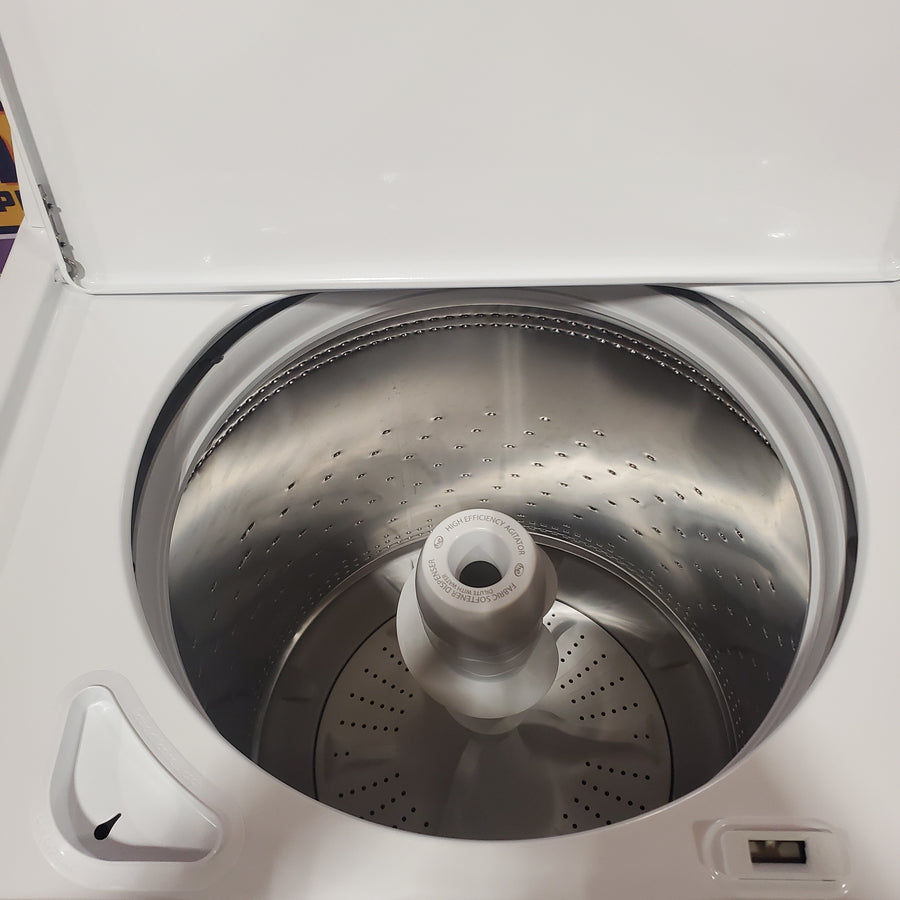 Maytag Top Load 3.8 cu. ft. Washer with Deep Fill and Quick Wash Cycle MVW4005SW - Scratch & Dent (Minor) and Maytag Top Load Electric Wrinkle Prevent 7.0 cu. ft. Dryer with Auto Dry MED4005SW - Scratch & Dent (Minor)
