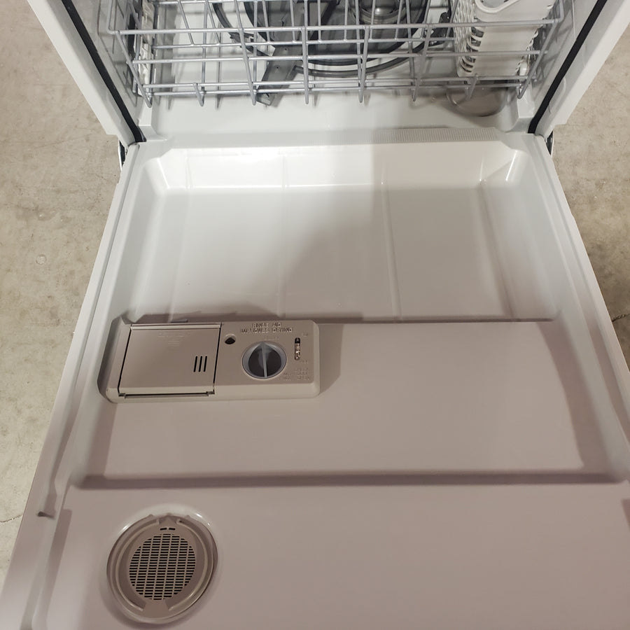 Whirlpool Quiet Dishwasher with Boost Cycle WDF341PAPB - Open Box
