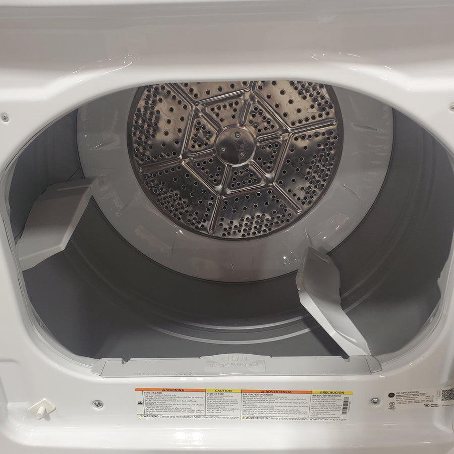 GE White Electric 6.2 Cu. Ft. Capacity Dryer with Shallow Depth and Up to 120 Ft. Venting Capability GTX33EASKWW - Scratch & Dent (Minor)