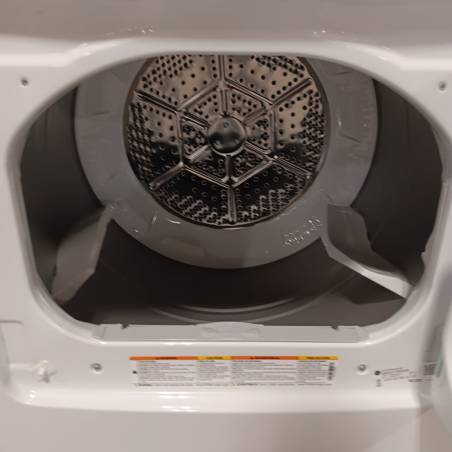 GE White Top Load 4.0 Cu. Ft. Capacity Washer with Stainless Steel Wash Basket GTW325ASWWW - New in Box and GE White Electric 6.2 Cu. Ft. Capacity Dryer with Shallow Depth and Up to 120 Ft. Venting Capability 16274 - GTX33EASKWW - Scratch & Dent (Minor)