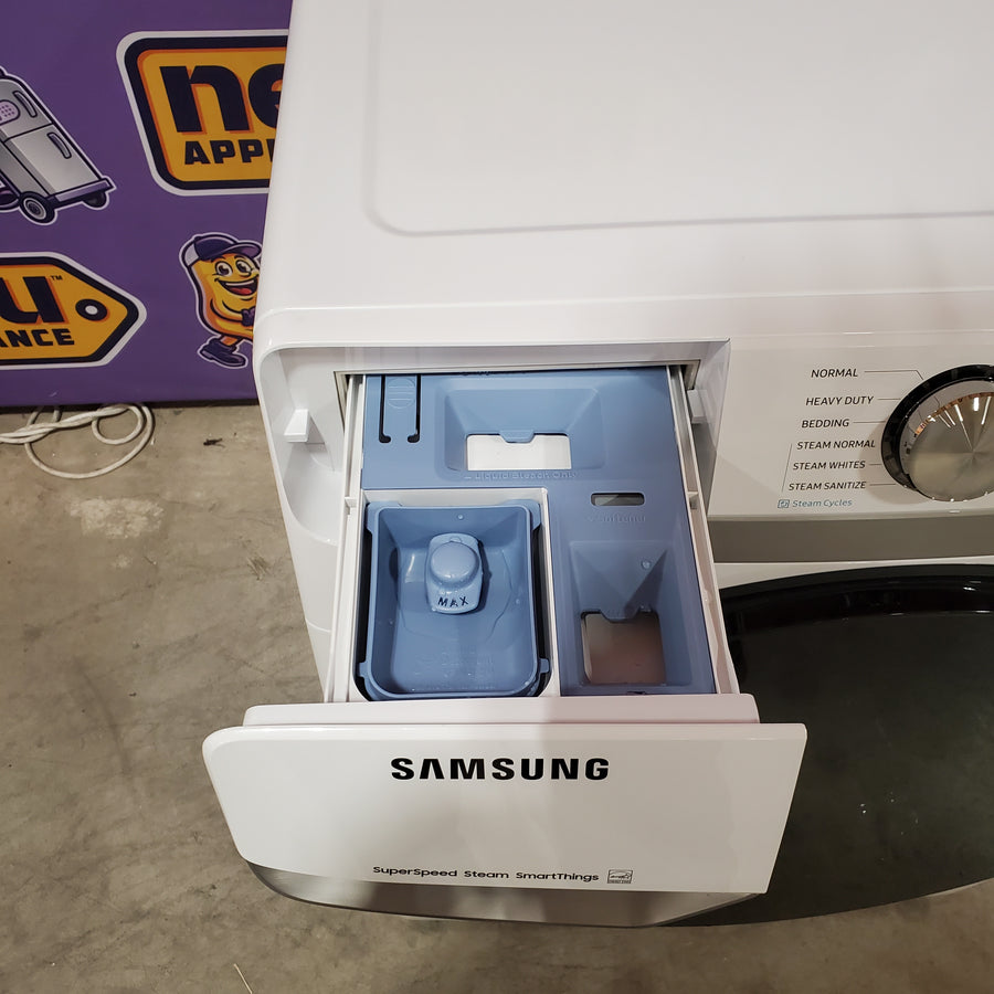 Samsung 4.5 cu. ft. Large Capacity Smart Front Load Washer with Super Speed Wash in White WF45B6300AW - Scratch & Dent (Minor)