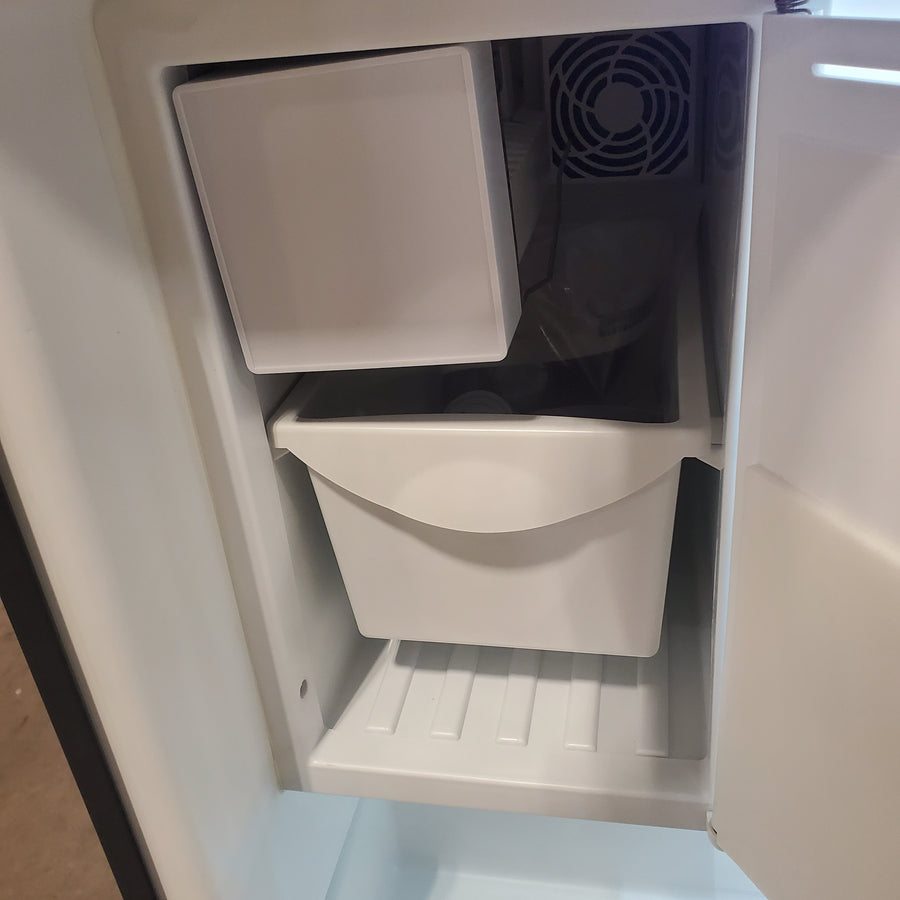 U-Line - 1 Class 4.2 Cu. Ft. Undercounter Refrigerator with Ice Maker in Stainless Steel UHRI124SS01A - Open Box
