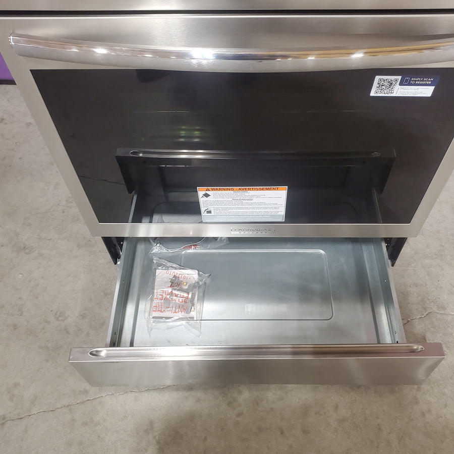 Frigidaire Gallery 30-in 4 Burners 5.3-cu ft , Air Fry Convection Oven Freestanding Single Induction Range in Stainless Steel GCRI3060BF - Scratch & Dent (Minor)