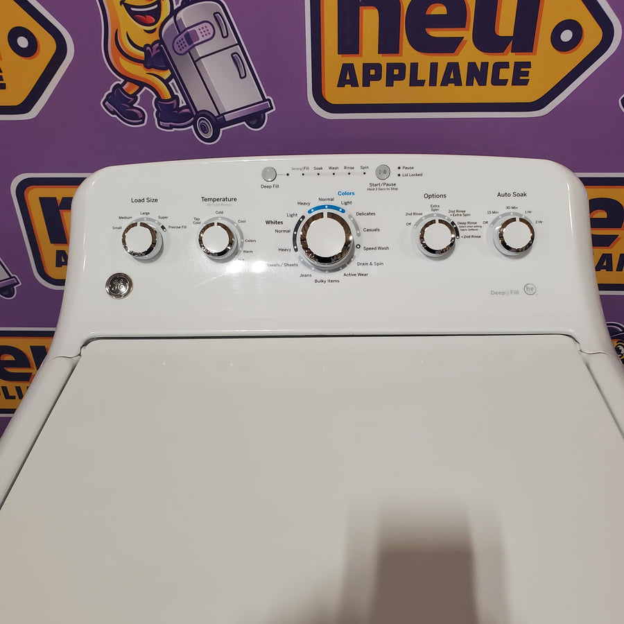 GE 4.5 cu. ft. Capacity Washer with Stainless Steel Basket in White GTW465ASNWW - Certified Refurbished and GE White Electric 6.2 Cu. Ft. Capacity Dryer with Shallow Depth and Up to 120 Ft. Venting Capability 16289 - GTD45EASJWS - Open Box