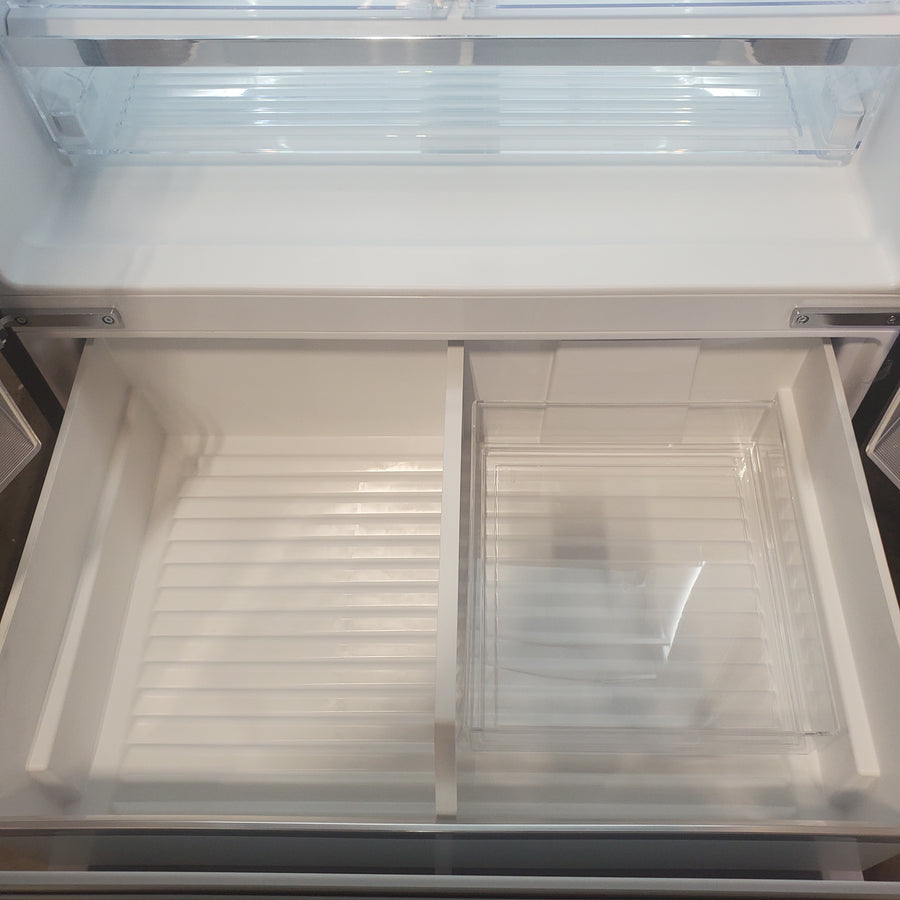 Bosch Fastest Ice Maker Standard-Depth 300 Series 26-cu ft 36-in Wide with Ice Maker ENERGY STAR Certified in Stainless Steel 22142801 - B36D31ENS - Scratch & Dent (Moderate)