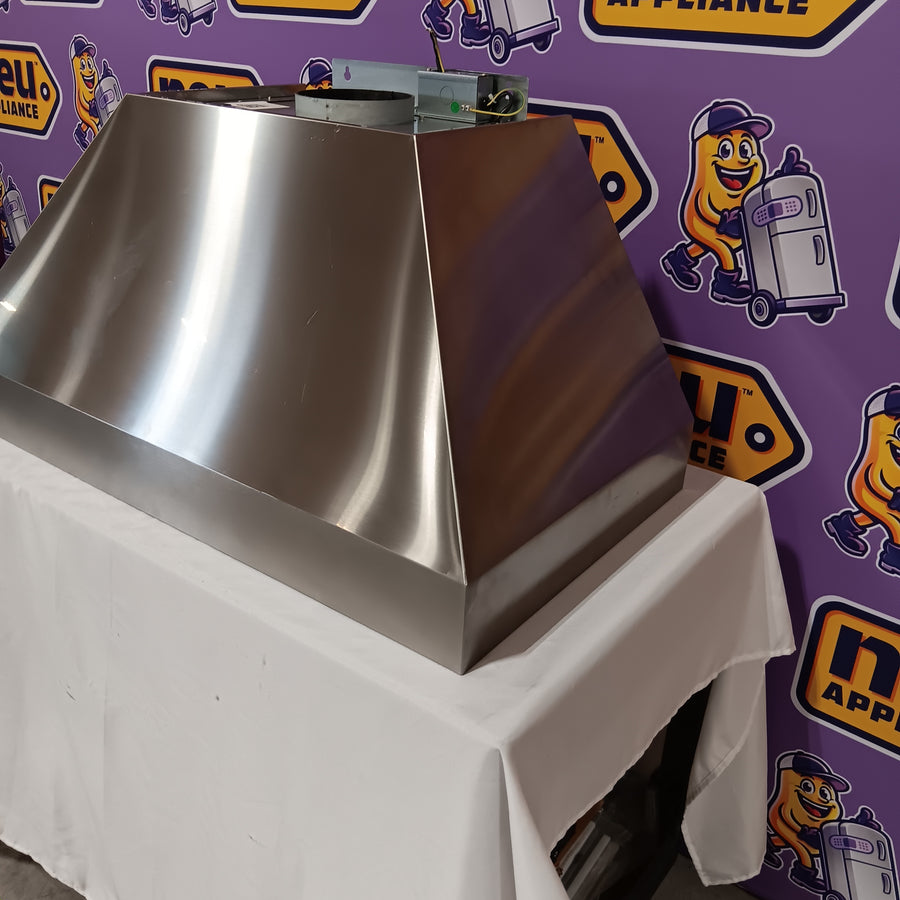 Bertazzoni 36 Wall-mount Chimney Hood with 3 Speeds + Booster, 600 CFM, 1 Motor, Digital Airflow Reducer, Timer, Filter Alarm, and Air-cleaning Option KPH36XT - Scratch & Dent (Minor)