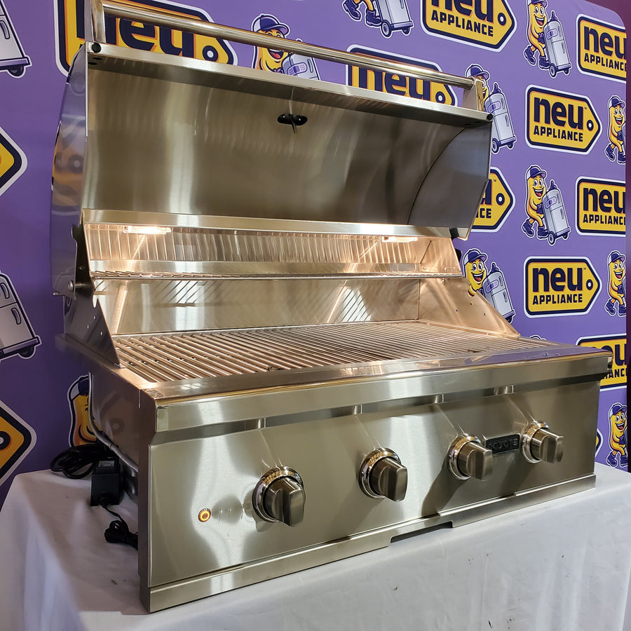 Coyote C-Series 35.5" Built-In Gas Grill in Stainless Steel 1118351 - C2C36LP - Scratch & Dent (Moderate)