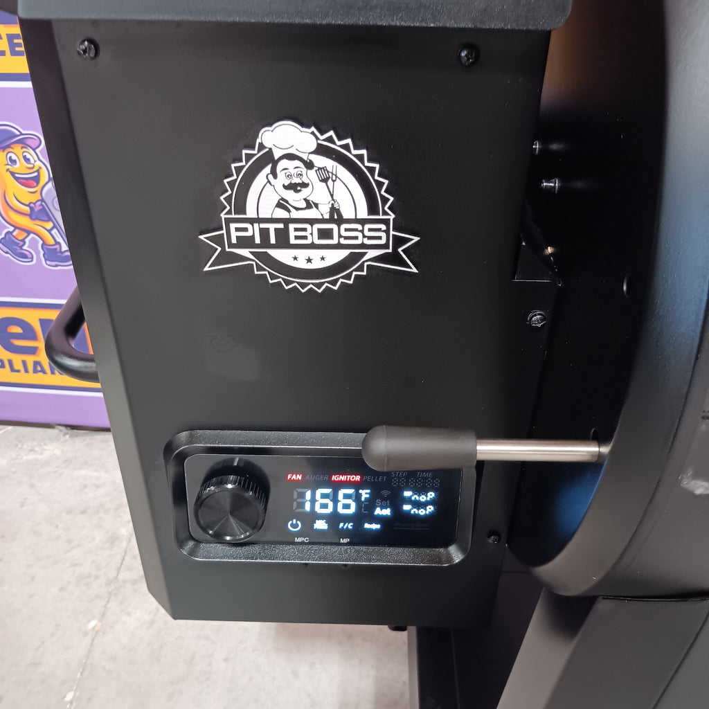 Pit Boss 700 DX Series 740-Sq. in Black Pellet Grill 22321478 - PB700DX - Certified Refurbished