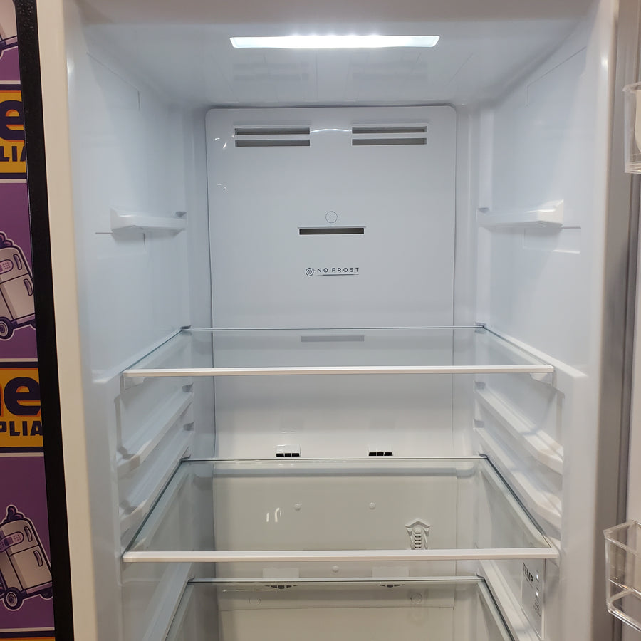 Vissani 11 cu. ft. Convertible Upright Freezer in Stainless Look with Adjustable Shelving, Garage Ready MDUF11SS5 - Scratch & Dent (Minor)