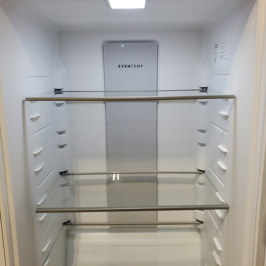 Frigidaire 20 Cu. Ft. ENERGY STAR Garage Ready White Upright Freezer with EvenTemp™ Cooling System FFUE2024AW - Scratch & Dent (Major)