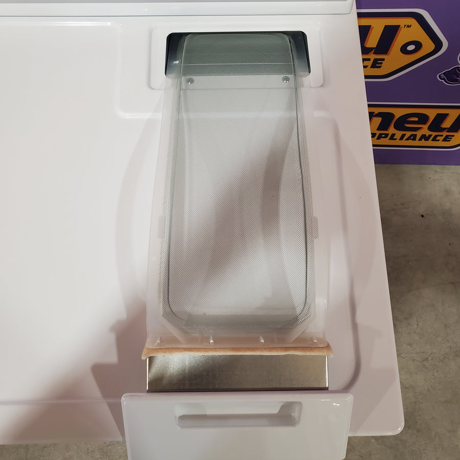Whirlpool White Electric Extra Large 7.0 Cu. Ft. Dryer with Wrinkle Shield WED4815EW - Scratch & Dent (Minor)