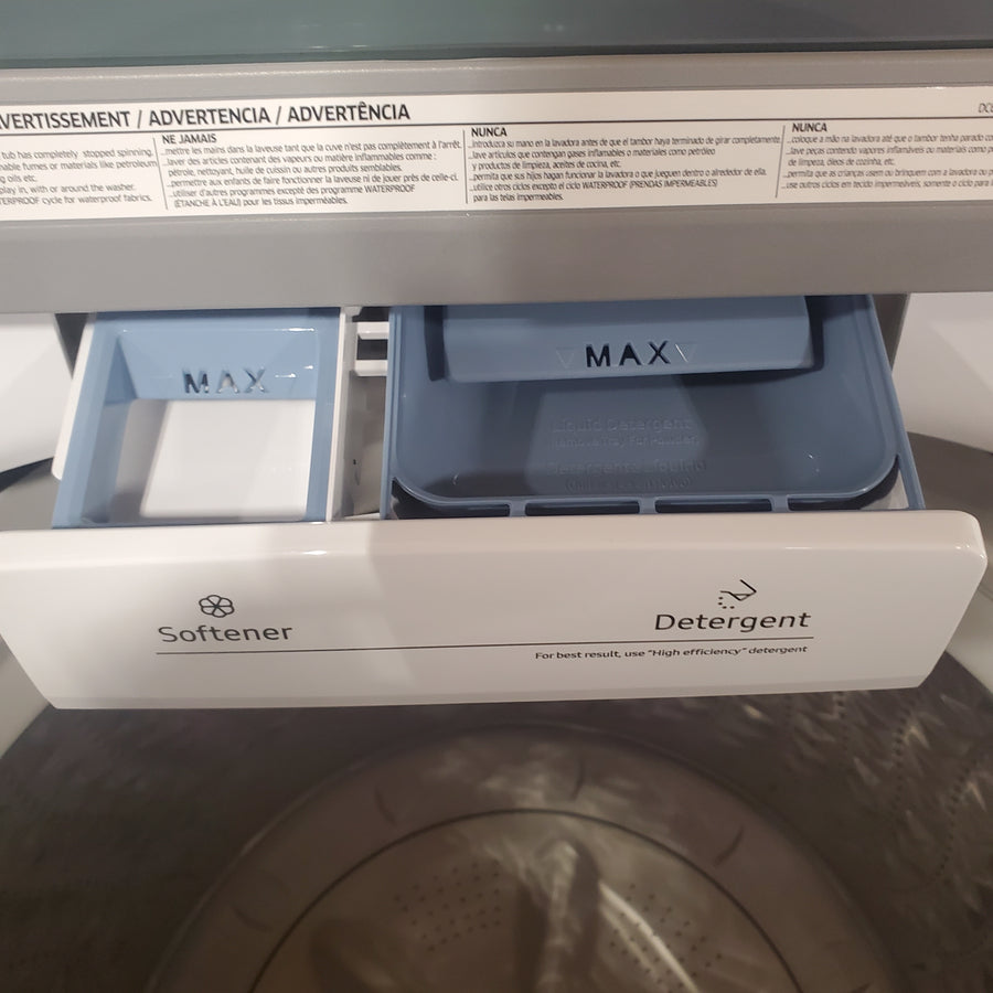 Samsung 4.5 cu. ft. Top Load Washer with Vibration Reduction Technology+ in White WA45T3200AW - Scratch & Dent (Minor)