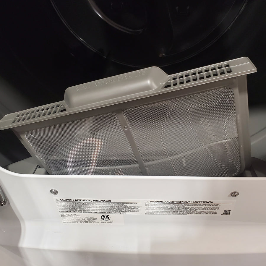 Samsung 4.5 cu. ft. Top Load Washer with Vibration Reduction Technology+ in White WA45T3200AW - Certified Refurbished and Samsung 7.2 cu. ft. Electric Dryer with Sensor Dry in White DVE45T3200W - Scratch & Dent (Minor)