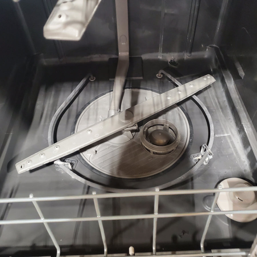 Whirlpool Built In Dishwasher with 55 dBA in Fingerprint Resistant Stainless Steel WDP540HAMZ - Scratch & Dent (Moderate)